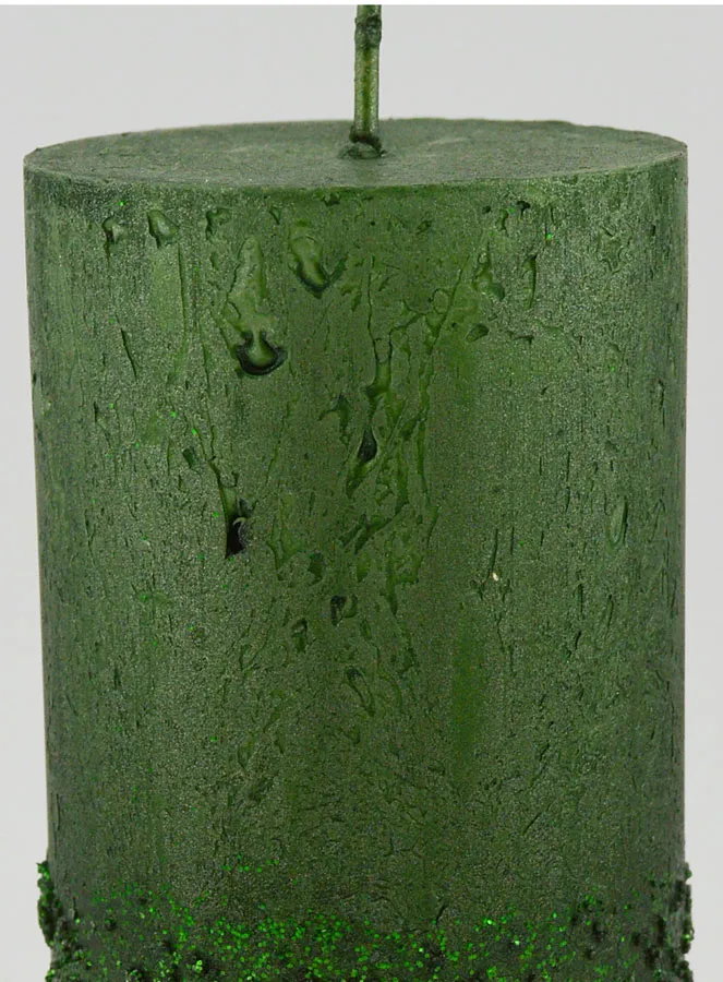 Christmas Candle with Relief – Fir Green (pic 3)