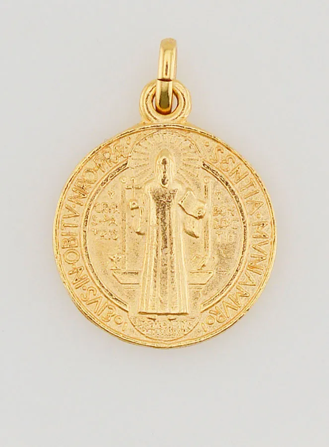 Gold-Plated St Benedict’s Medal – 18mm (pic 2)