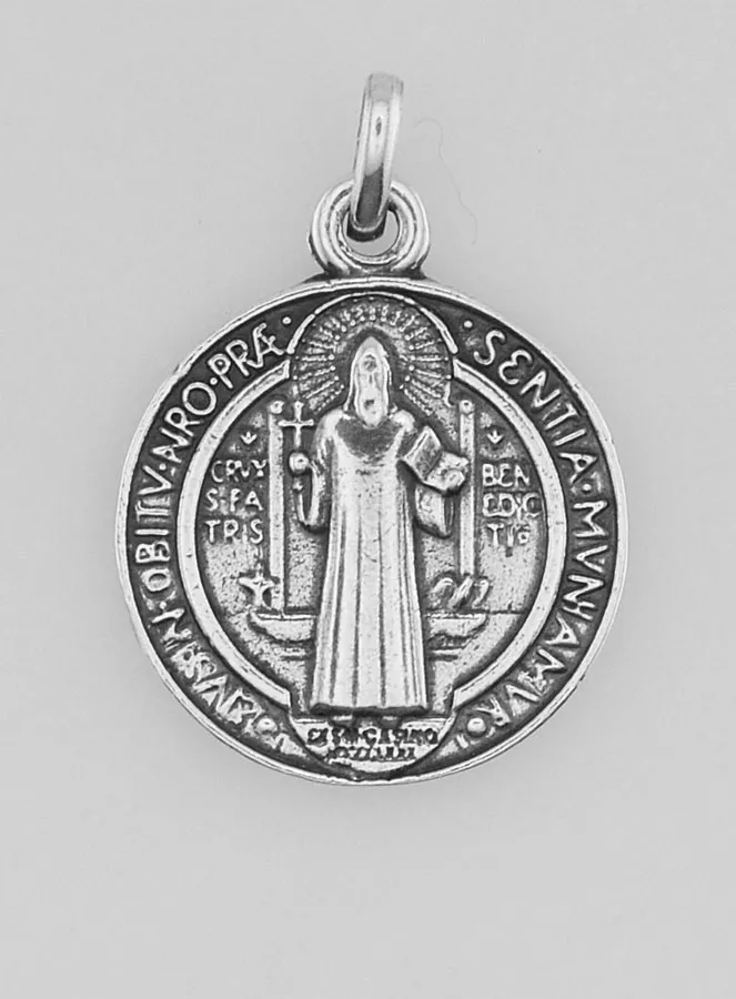 Silver-Plated St Benedict’s Medal – 18mm (pic 2)