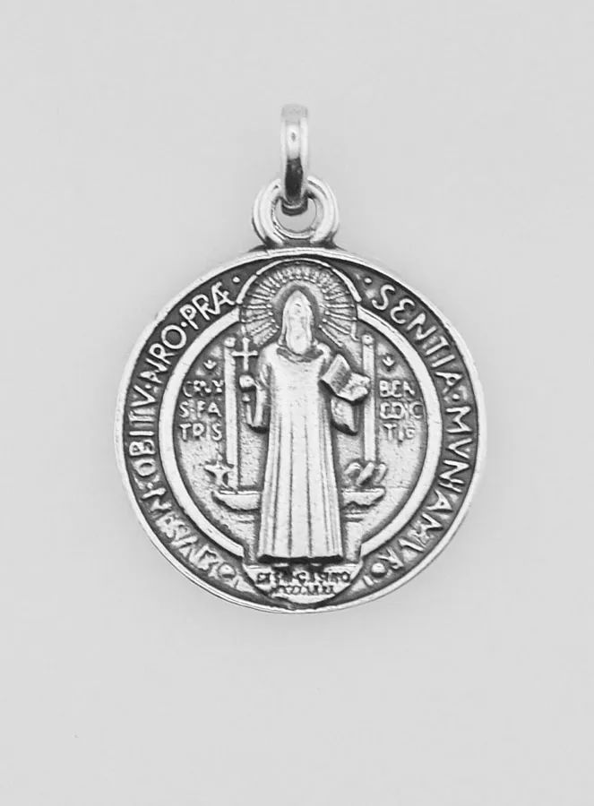 Silver-Plated St Benedict’s Medal – 15mm (pic 1)