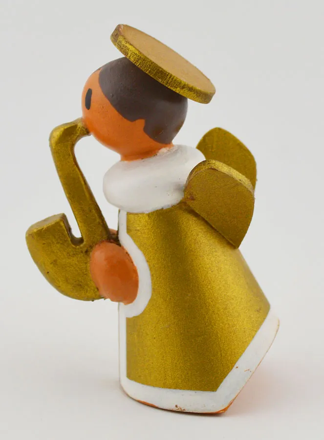 Christmas Nativity Scene – Angel with Saxophone (pic 2)