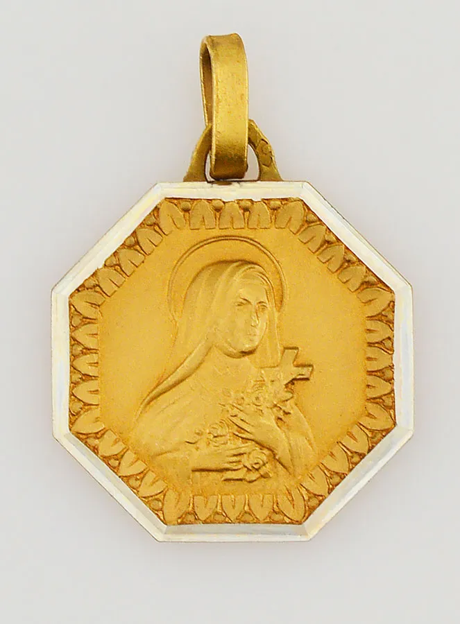 Gold-Plated Saint Therese Medal (pic 1)