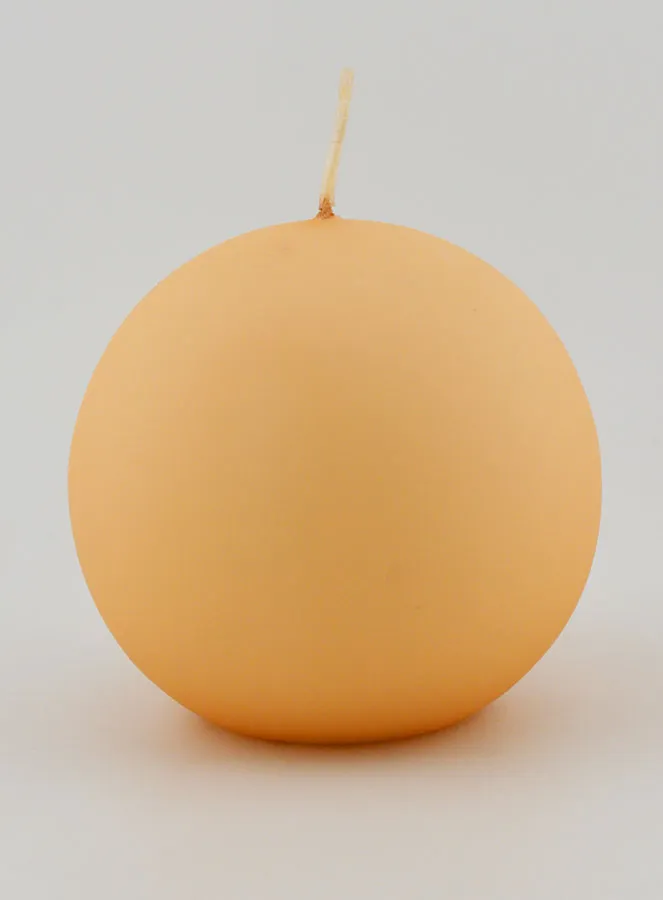 Christmas Ball Candle 8cm – Velvet Cream (pic 1)
