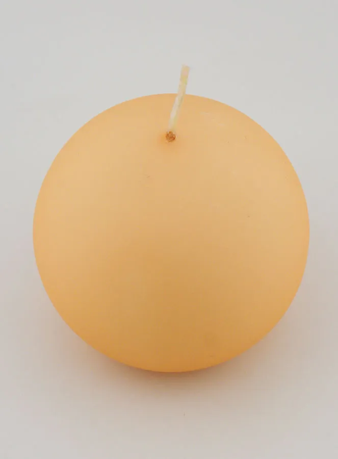 Christmas Ball Candle 8cm – Velvet Cream (pic 2)