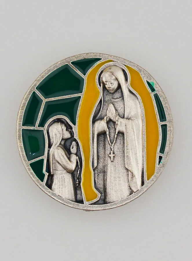Car Badge Magnet – Apparitions at Lourdes (pic 1)