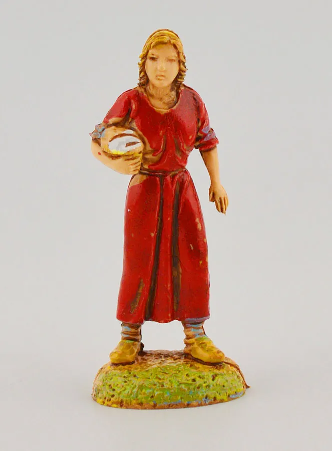 Nativity Figure Woman with Basket – 6cm (pic 1)