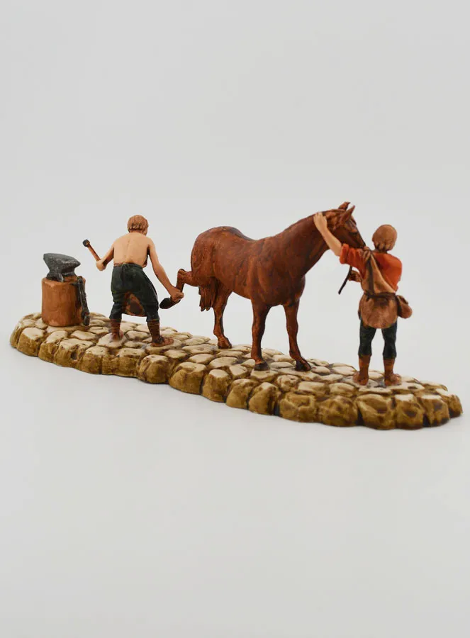 Nativity Figure Blacksmith – Height 6cm (pic 4)