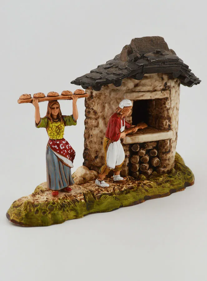 Nativity Figure – The Bread Oven (pic 3)