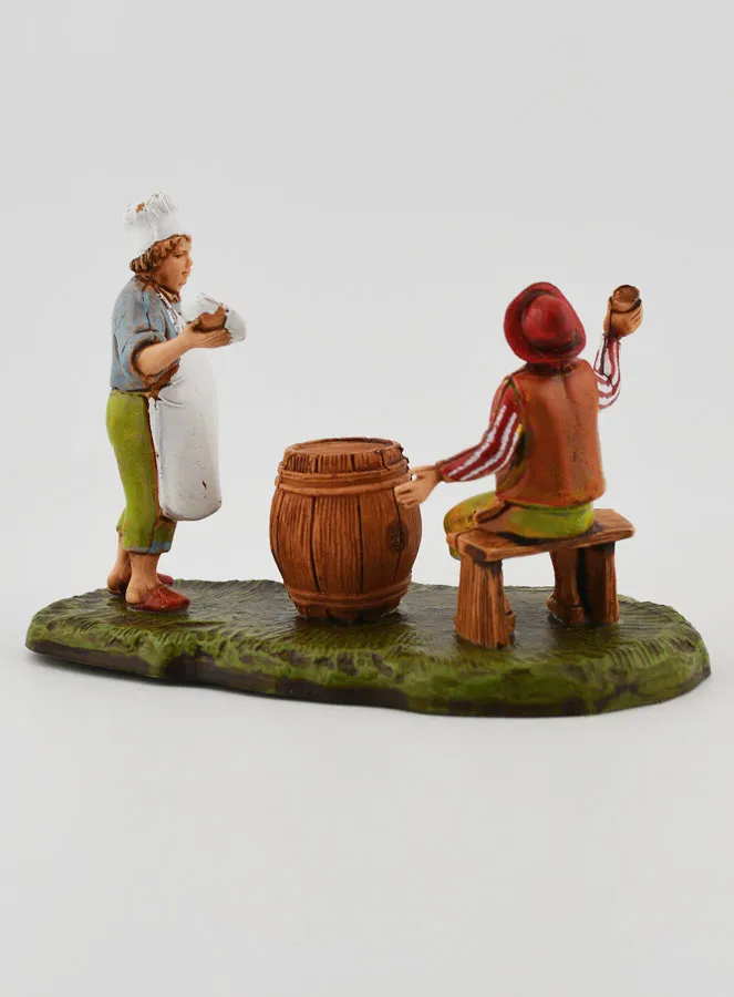 Nativity Figure Innkeeper and Guest – 6cm (pic 4)