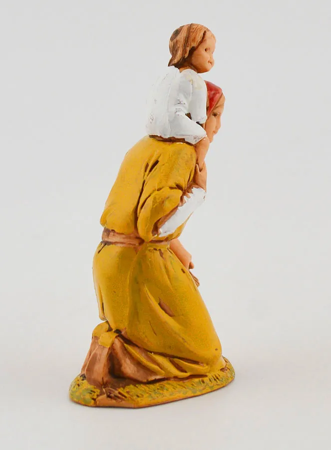Nativity Figure Beggar Woman with Child – 6cm (pic 3)