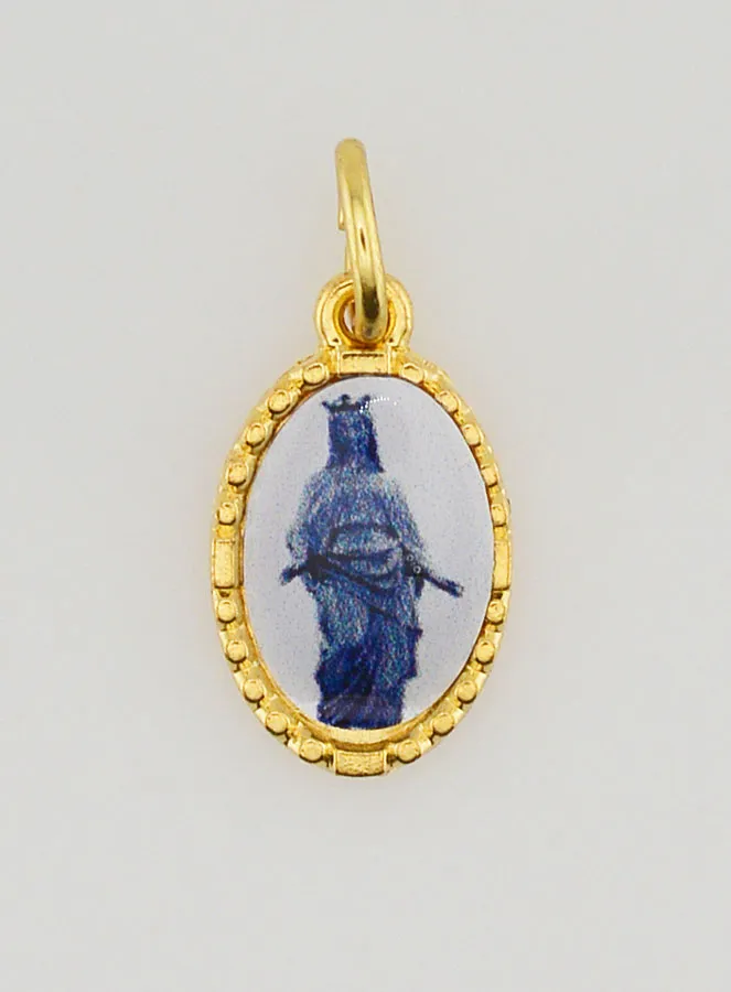 15mm Twisted-Edge Medal – Black Madonna (pic 1)