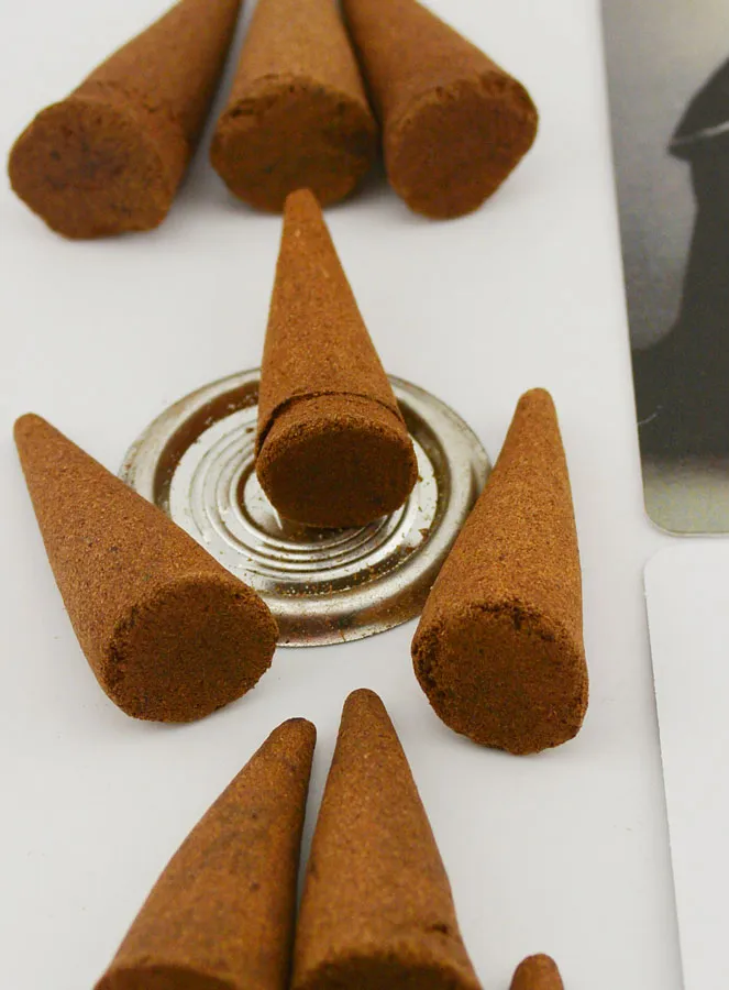 Saint Rita Incense Cones (pic 2)