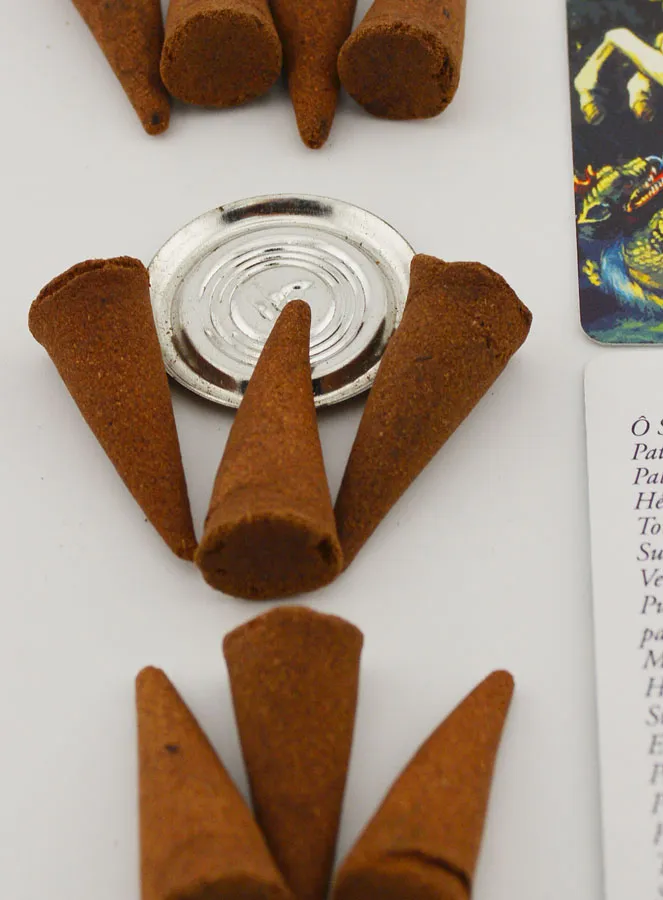 Saint Georges Incense Cones (pic 2)