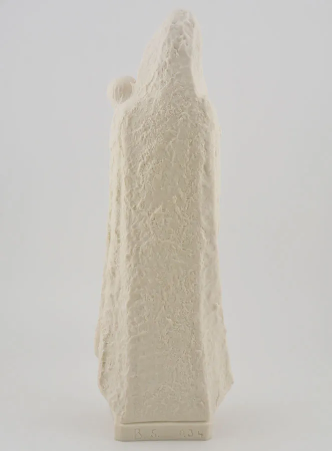 Virgin Mary with Cloak Ivory Look Statue (pic 4)