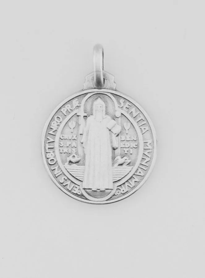 Saint Benedict Solid Silver Medal - 1,8 cm (pic 4)