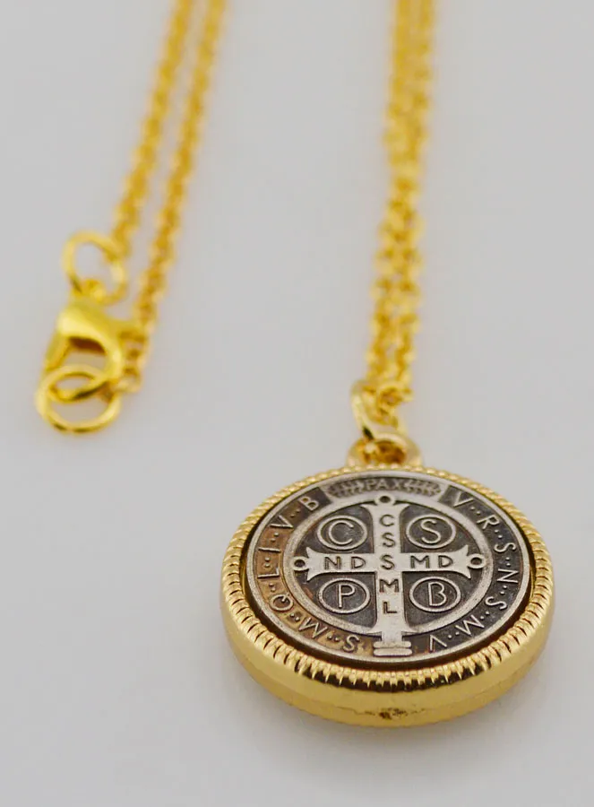 Saint Benedict Medal + Chain (pic 4)
