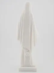 Sacred Heart of Virgin Mary Alabaster Statue - 25 cm