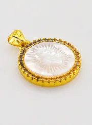 Golden Medal with Mother-of-Pearl Ex-Voto 22mm