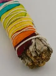 White Sage and Multicoloured Rose Petals - Smudge Stick 40-60g