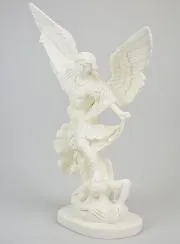 Phosphorescent Resin Statue of Saint Michael - 30cm