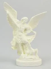 Phosphorescent Resin Statue of Saint Michael - 12cm