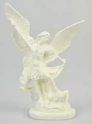 Phosphorescent Resin Statue of Saint Michael - 15cm