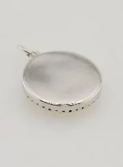 Miraculous Virgin Mary Medal in Mother-of-Pearl - 15mm