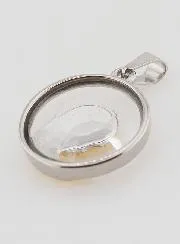 Virgin Mary in Prayer Medal 20mm - Glass and Stainless Steel