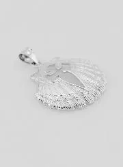 St. James's Shell and Cross Medal - 18mm