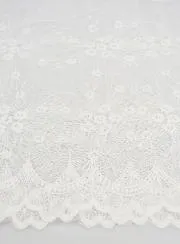 Embroidered Mantilla Veil - White