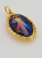 Twisted Edge Medal 25mm – Merciful Christ