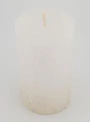 Tabletop Candle with Relief – Pearlescent White