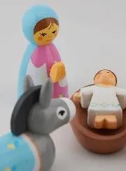 Children’s Nativity Scene – Pink Mary