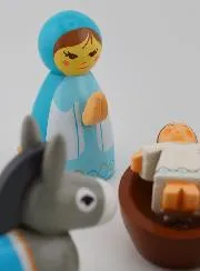 Children’s Christmas Nativity Scene – Mary Blue