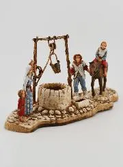 Nativity Figure At The Well – 6 cm