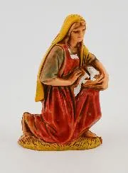 Nativity Figure Washerwoman with a Basket – 6 cm