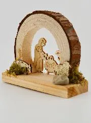 Natural Wood Nativity Scene – Rounded